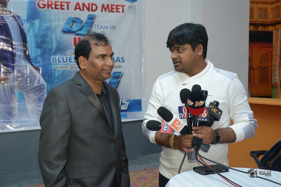 Duvvada-Jagannadham-Team-New-Jersey-Meet-And-Greet